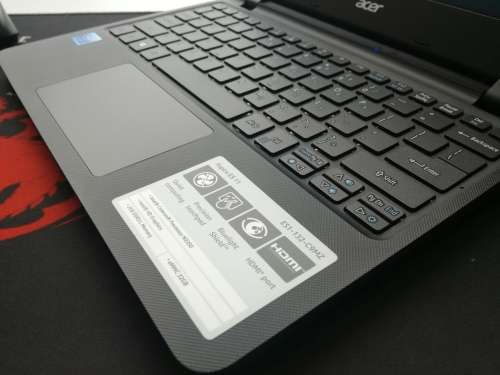 ***BRAND NEW***ACER ASPIRE ES11 ES1*6TH GEN N3350*2GB RAM*32GB EMMS*HD DISPLAY